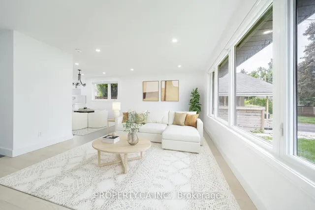 Additional image 4 of 33 Moorecroft Cres