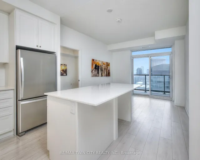 Additional image 20 of 55 Duke St Unit 1201