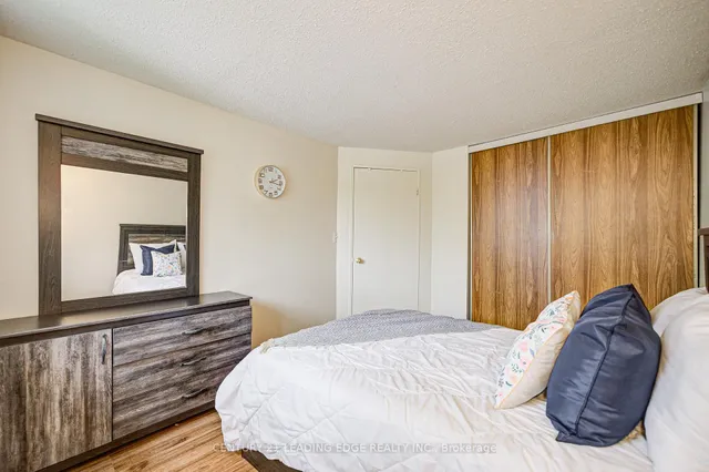 Additional image 17 of 25 Collinsgrove Rd Unit 109