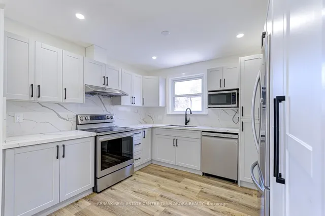 Additional image 10 of 178 Cloverdale Ave