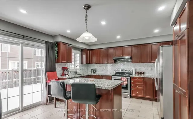 Additional image 9 of 1004 Savoline Blvd