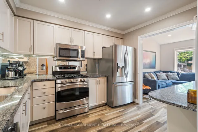 Additional image 14 of 1231 Blanshard Dr