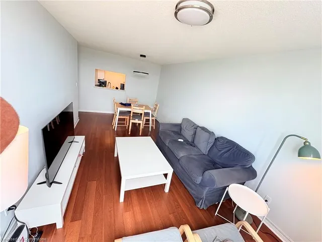 Additional image 13 of 68 Corporate Dr Unit 638