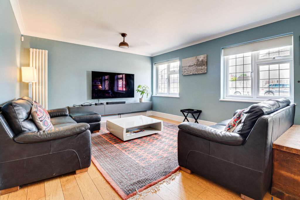 Additional image 8 of Aldwickbury Crescent, Harpenden, Harpenden, AL5