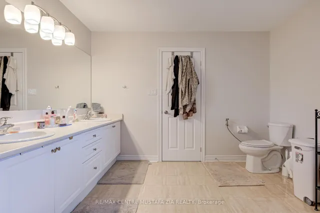 Additional image 22 of 2522 Lyndhurst Dr