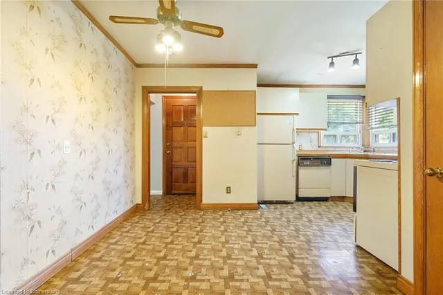 Additional image 11 of 402 East 37th St