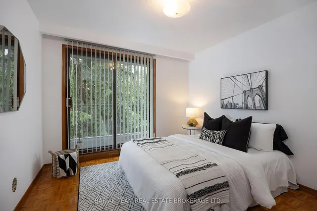 Additional image 33 of 90 Humberview Rd