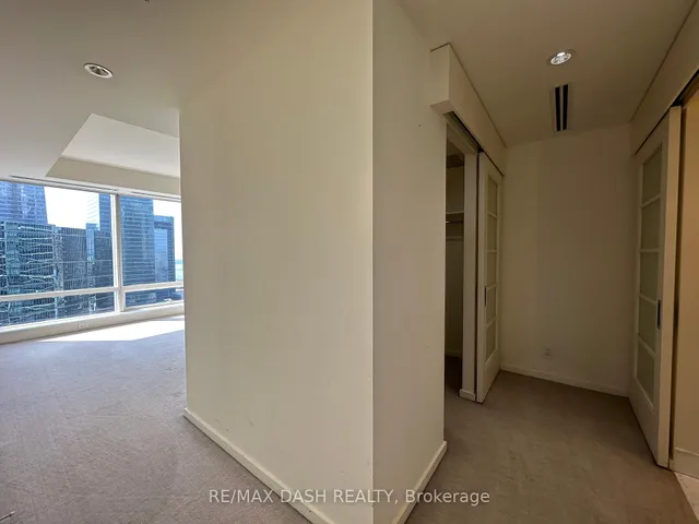 房产图片 35 - 多伦多大学大道180号 3209单元