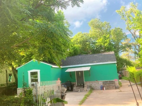 8145 Homewood Ln, Houston, TX 77028