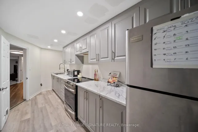 Additional image 20 of 40 Queenslea Dr