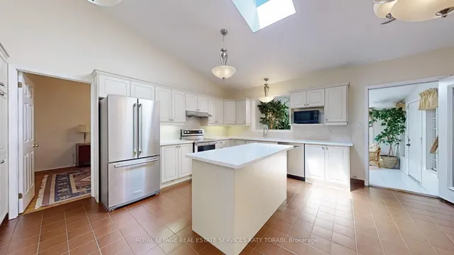 Additional image 14 of 21 Banbury Rd