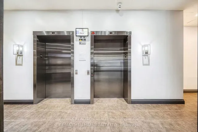 Additional image 4 of 225 Wellesley St Unit 709