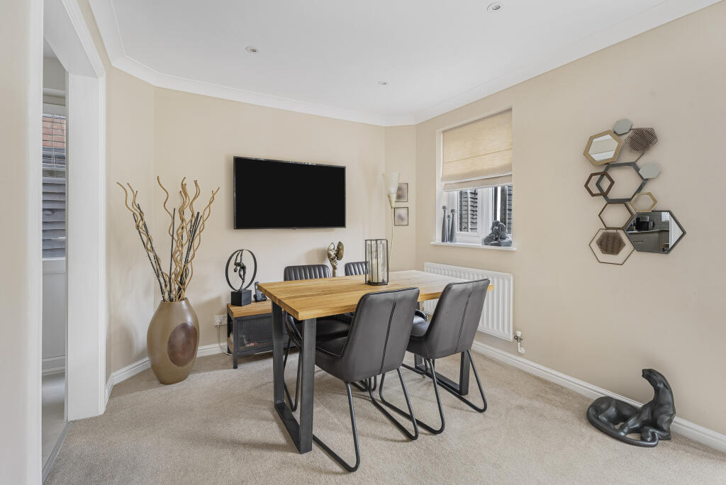 Additional image 8 of Cypress Avenue, Welwyn Garden City, Hertfordshire, AL7