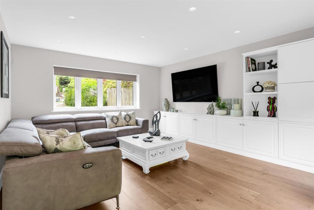 Additional image 14 of Bishops Road, Tewin, Welwyn