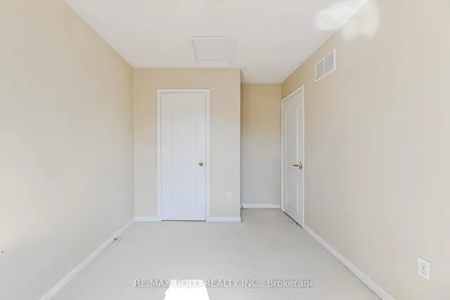 Additional image 31 of 48 Nostalgia Crt