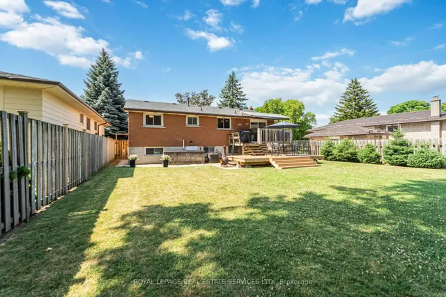 Additional image 30 of 11 Ashwood Crt