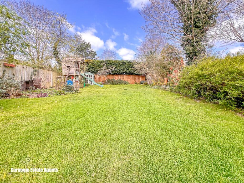 Additional image 8 of Valley Road, Welwyn Garden City
