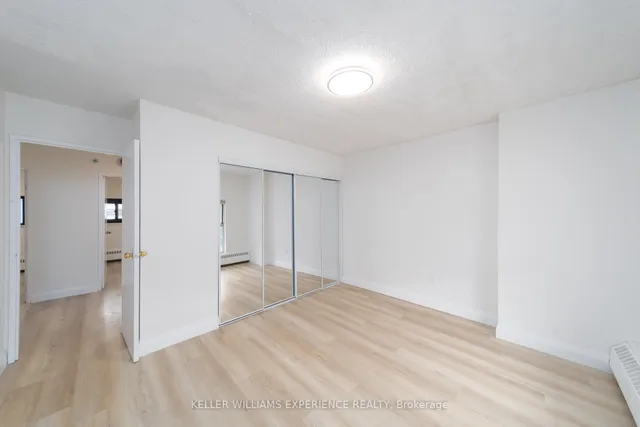 Additional image 21 of 4661 Jane St Unit 145