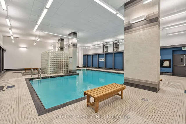 Additional image 36 of 570 Wellington St Unit 12B