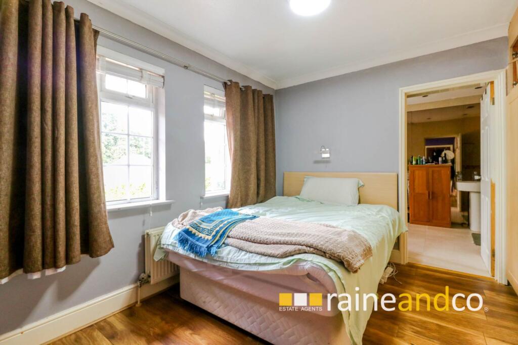 Additional image 52 of St Albans Road West, Hatfield