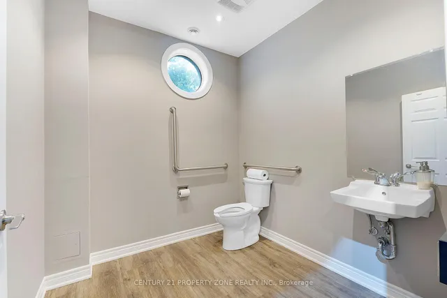 Additional image 12 of 28 Wardenwood Dr