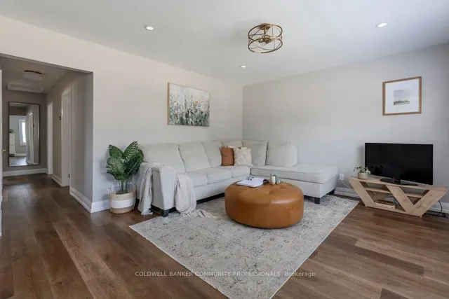 Additional image 5 of 40 Duncombe Dr