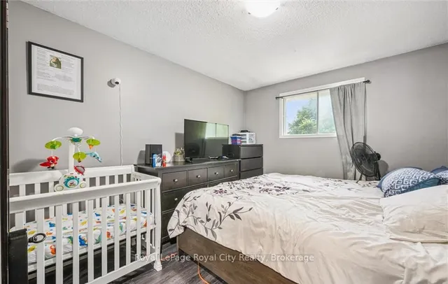 Additional image 11 of 1236 Ottawa St