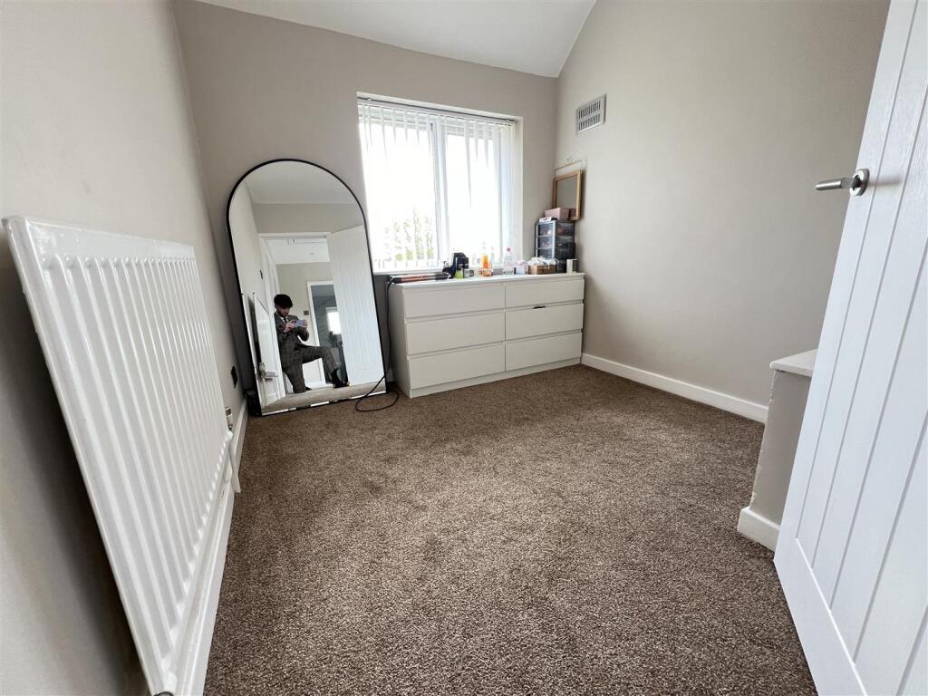 Additional image 21 of Gainsborough Crescent, Great Barr, Birmingham