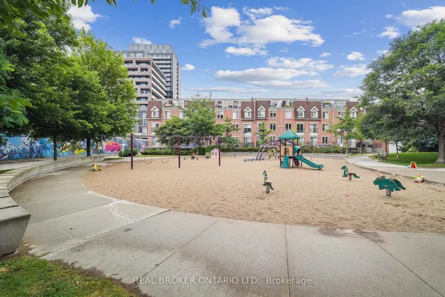 Additional image 24 of 18 Laidlaw St Unit 1016