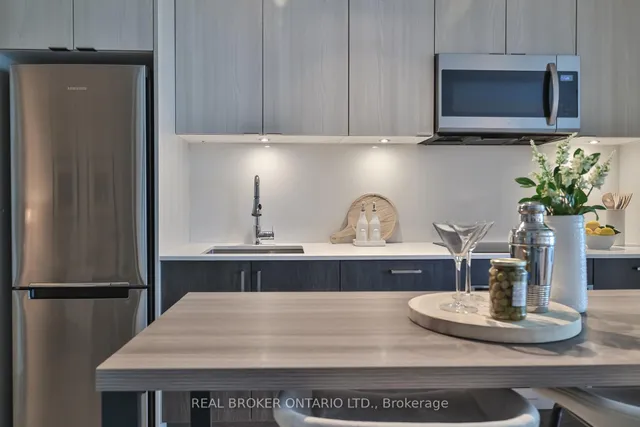 Additional image 16 of 1926 Lake Shore Blvd Unit 2006