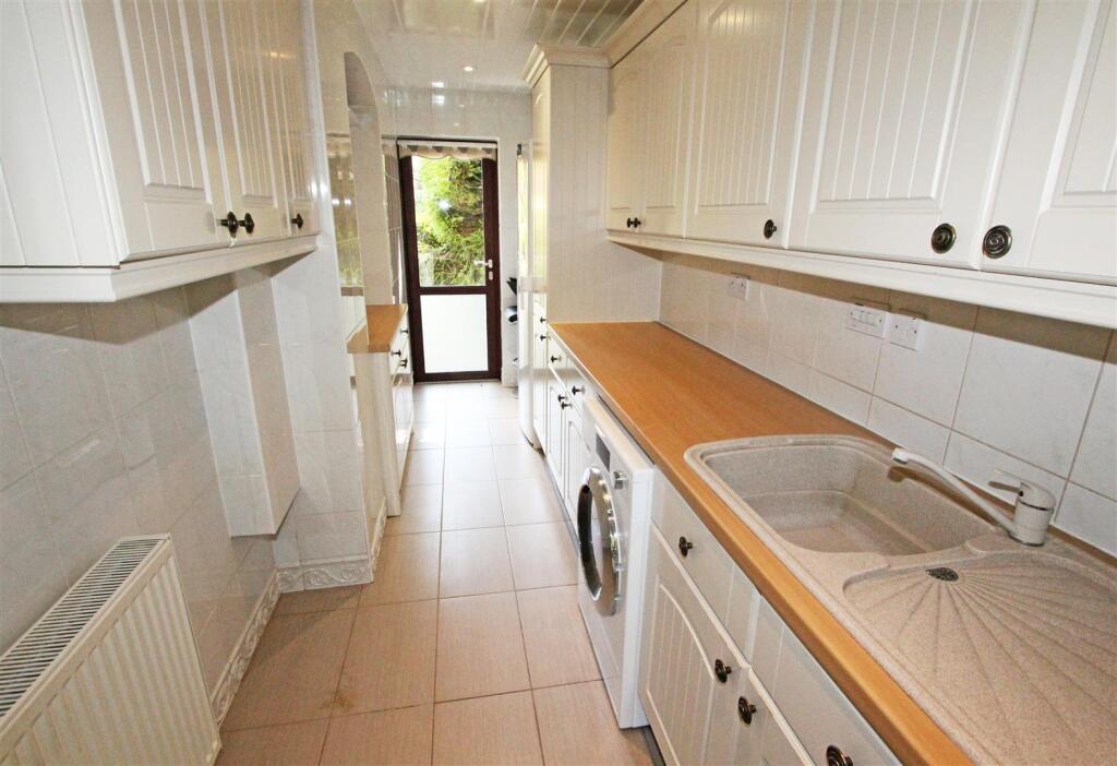 Additional image 15 of Brookmans Avenue, Brookmans Park, Hatfield