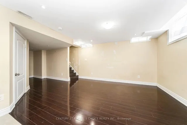 Additional image 37 of 43 Sussexvale Dr