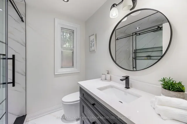 Additional image 18 of 16 Florida Cres