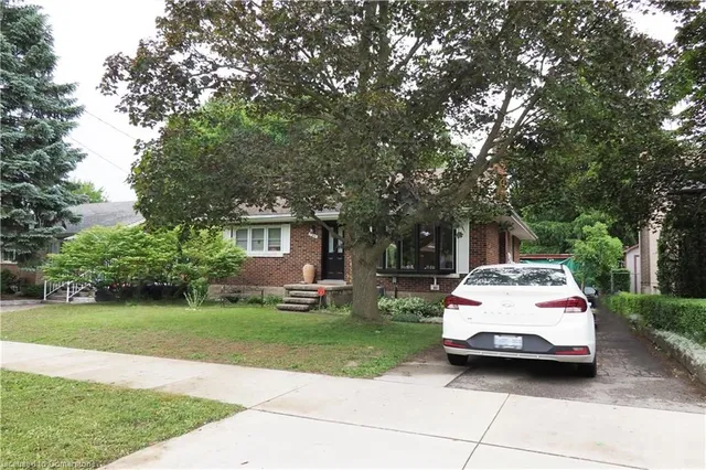 Additional image 3 of 122 Boehmer St