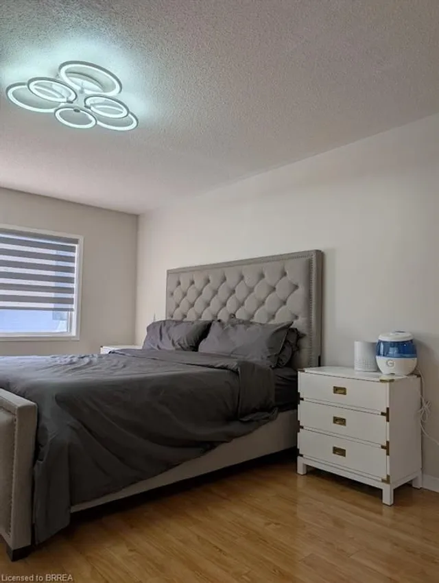 Additional image 12 of 10 Polar Bear Pl