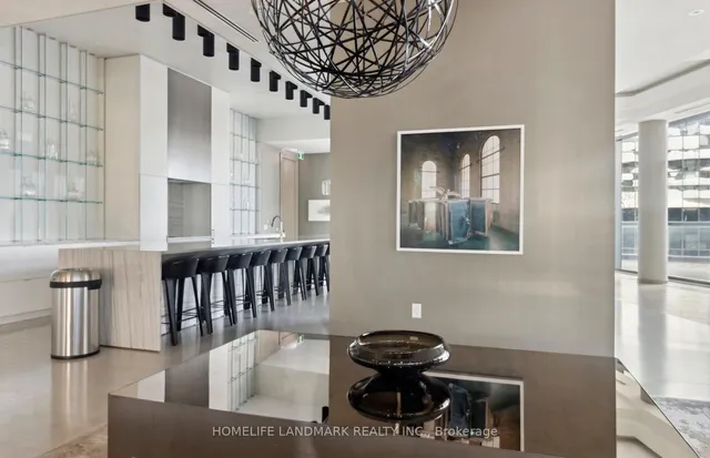 Additional image 19 of 88 Harbour St Unit 6004