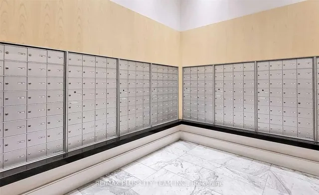 Additional image 48 of 88 Park Lawn Rd Unit 2316