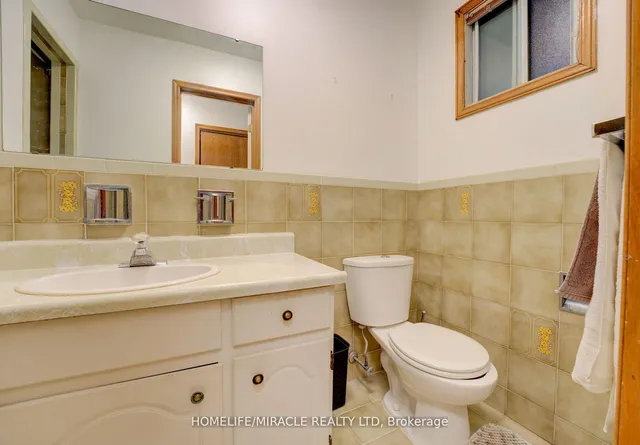 Additional image 13 of 71 Kingsview Blvd