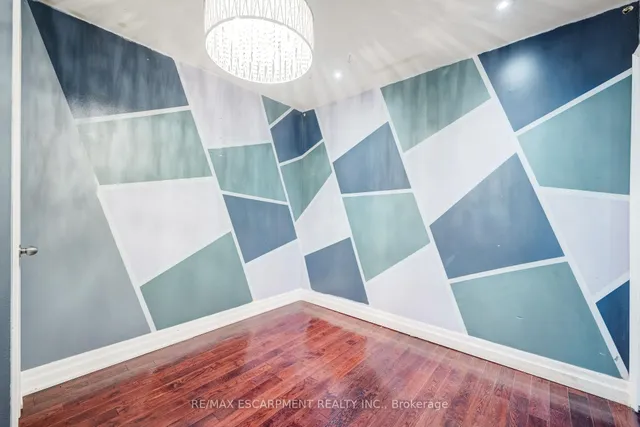 Additional image 12 of 61 Clarence St