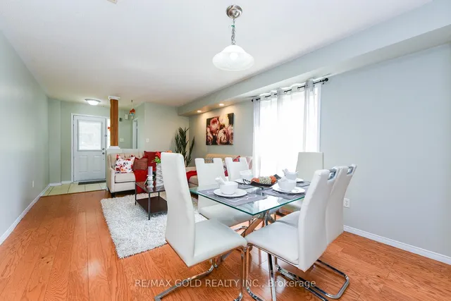 Additional image 33 of 86 Charleswood Circ