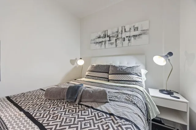 Additional image 17 of 18 Yonge St Unit 3602