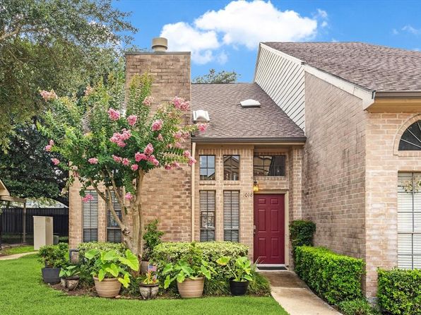1018 Memorial Village Dr #124, Houston, TX 77024
