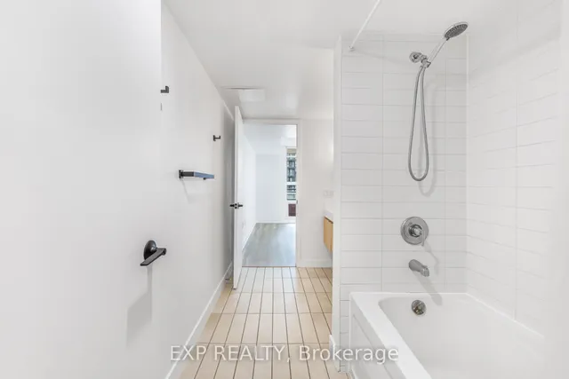 Additional image 8 of 4K Spadina Ave Unit 722