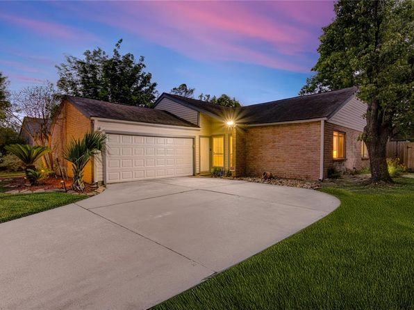 11815 Poplar Creek Dr, Houston, TX 77077
