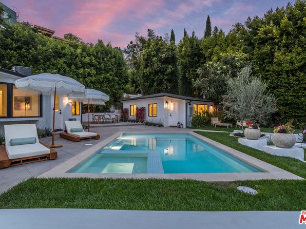 8819 Evanview Dr, Los Angeles, CA 90069