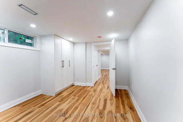 Additional image 34 of 1040 Kennedy Rd