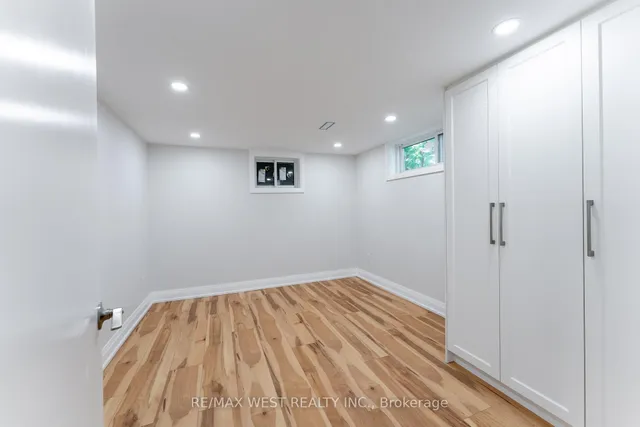 Additional image 33 of 1040 Kennedy Rd