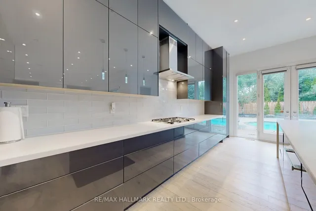 Additional image 19 of 114 Lloyd Manor Rd