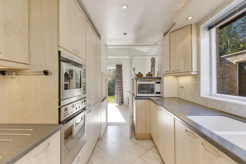 Additional image 6 of Willow Grove, Welwyn Garden City, Hertfordshire, AL8 7NA