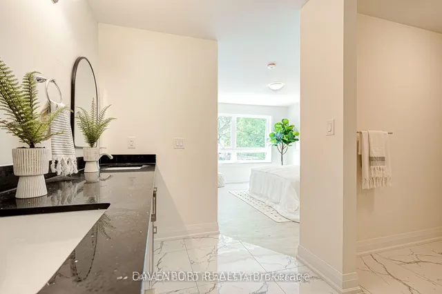 Additional image 17 of 183 Victoria St Unit 2